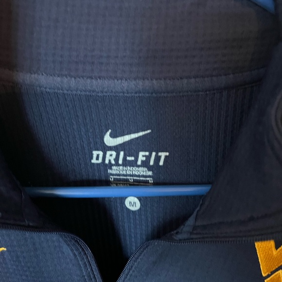 Mens M Nike West Virginia WVU quarter zip. In great condition! - Picture 3 of 7